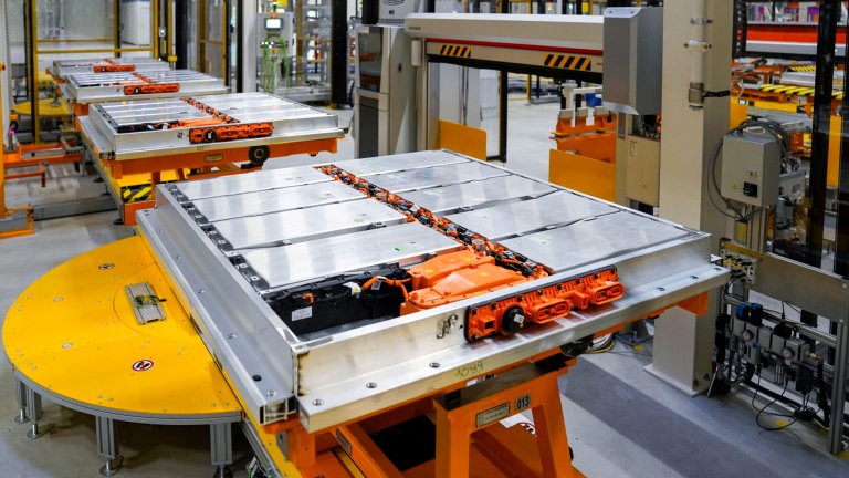 VW Announces New Factory to Make EV Batteries in Canada