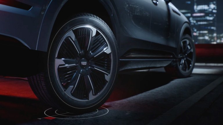Cadillac Escalade IQ’s Low Ride and Arrival Modes Are the New Rich People Party Tricks