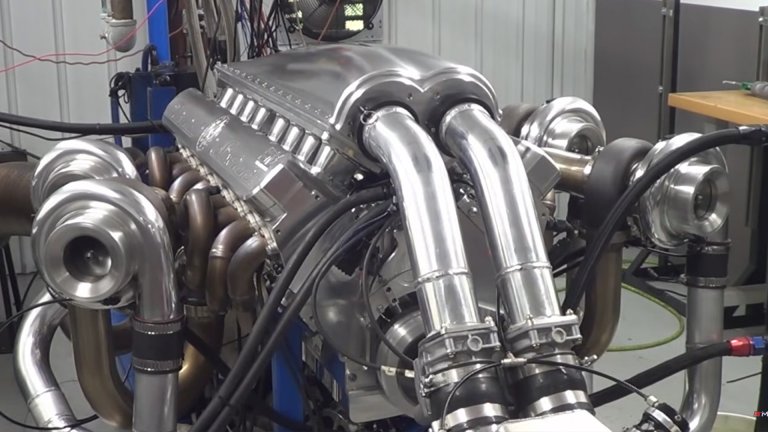 Devel Sixteen V16 hypercar engine