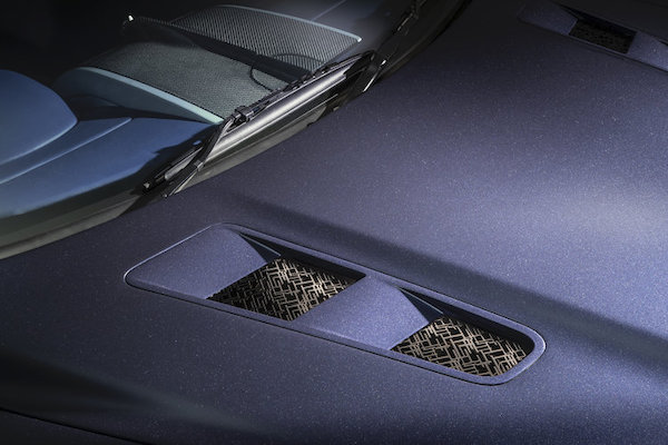 message-editor%2F1567547870299-astonmartinvanquish25bycallum15.jpg