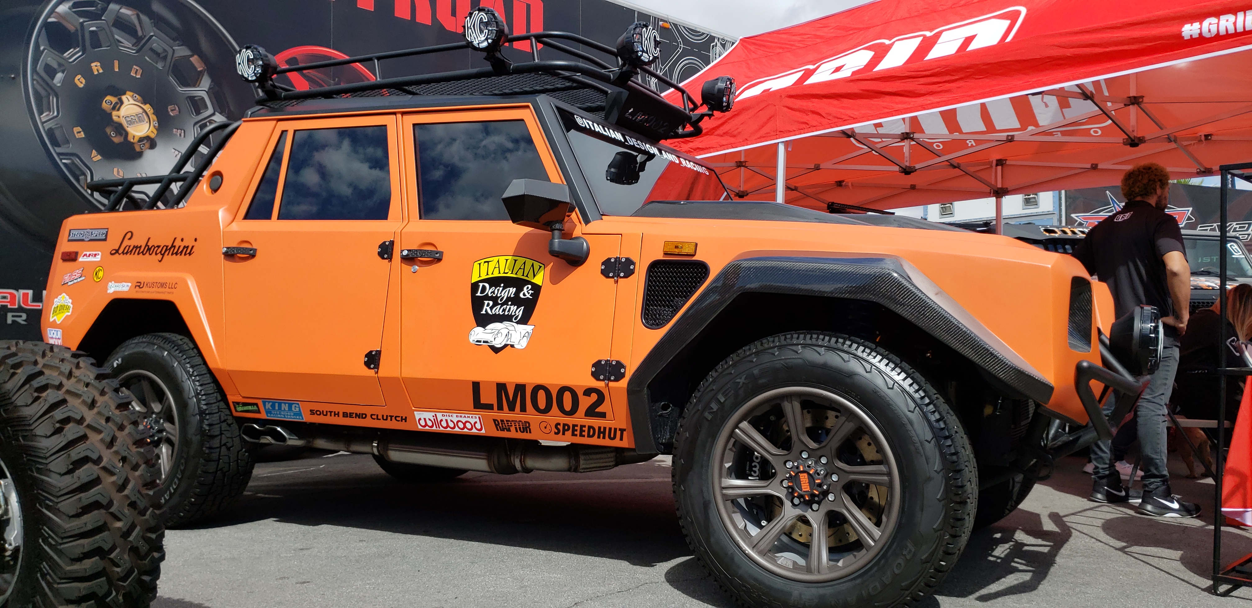 Custom 1989 LM002