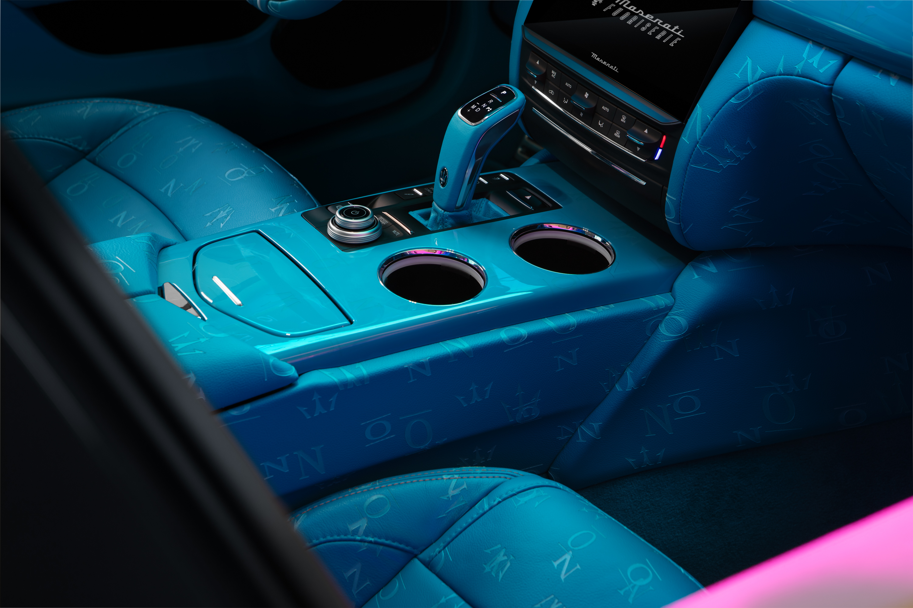 message-editor%2F1600106830913-large-17155-quattroportefuoriserieunica.jpg
