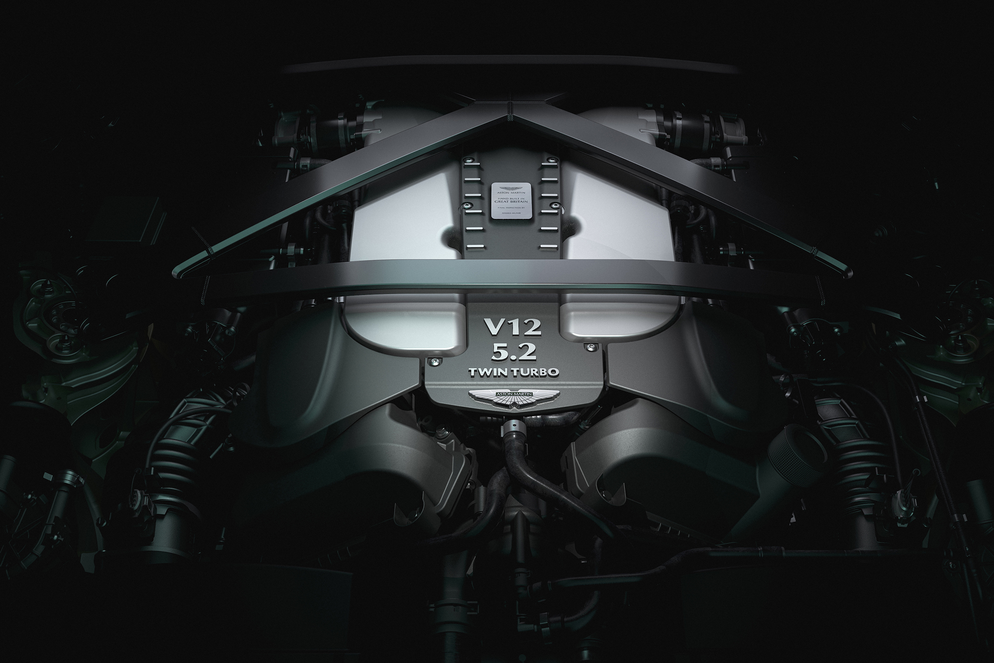 message-editor%2F1647444942139-v12vantage_07.jpg