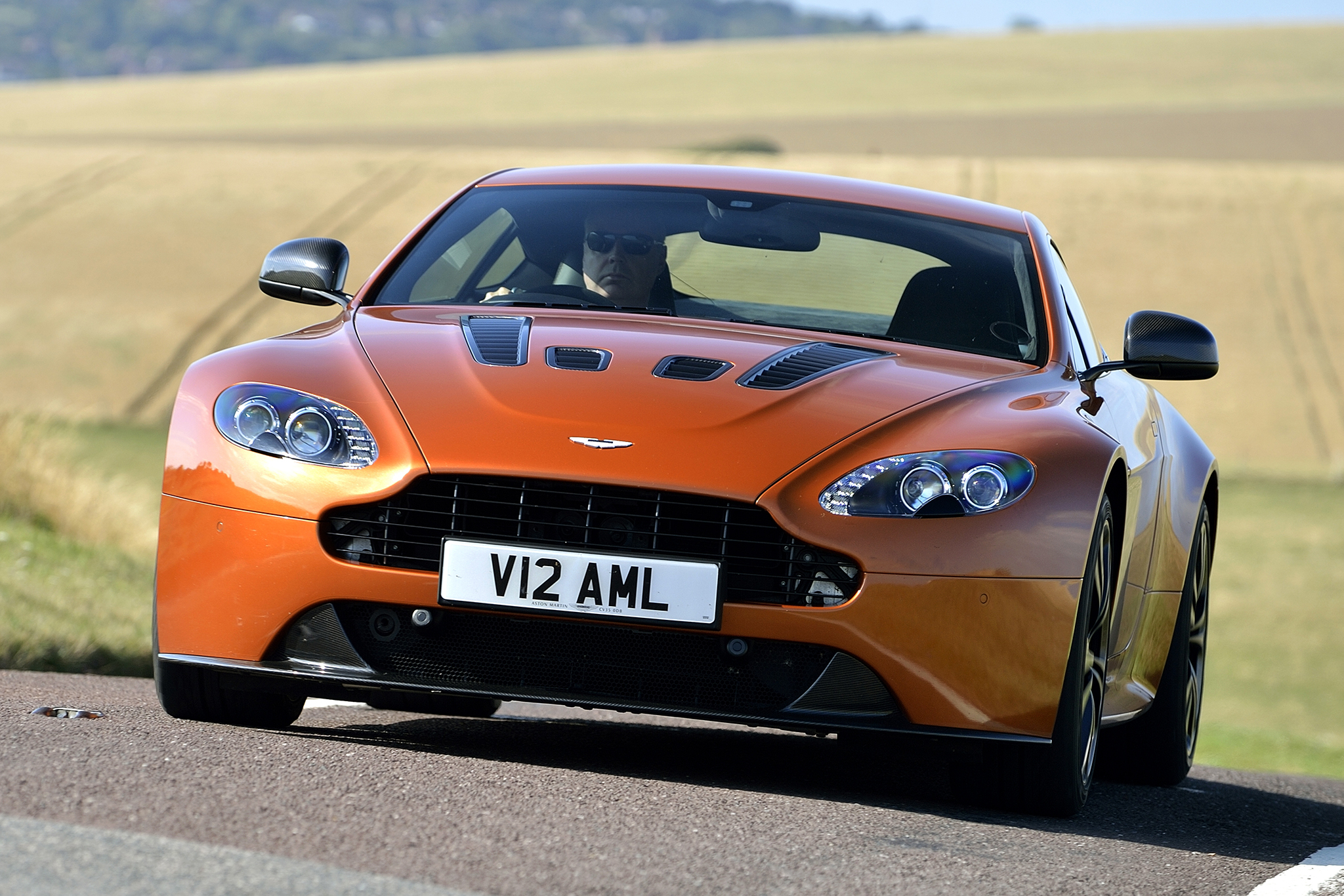 message-editor%2F1647445167788-2009__2012_v12_vantage.jpg