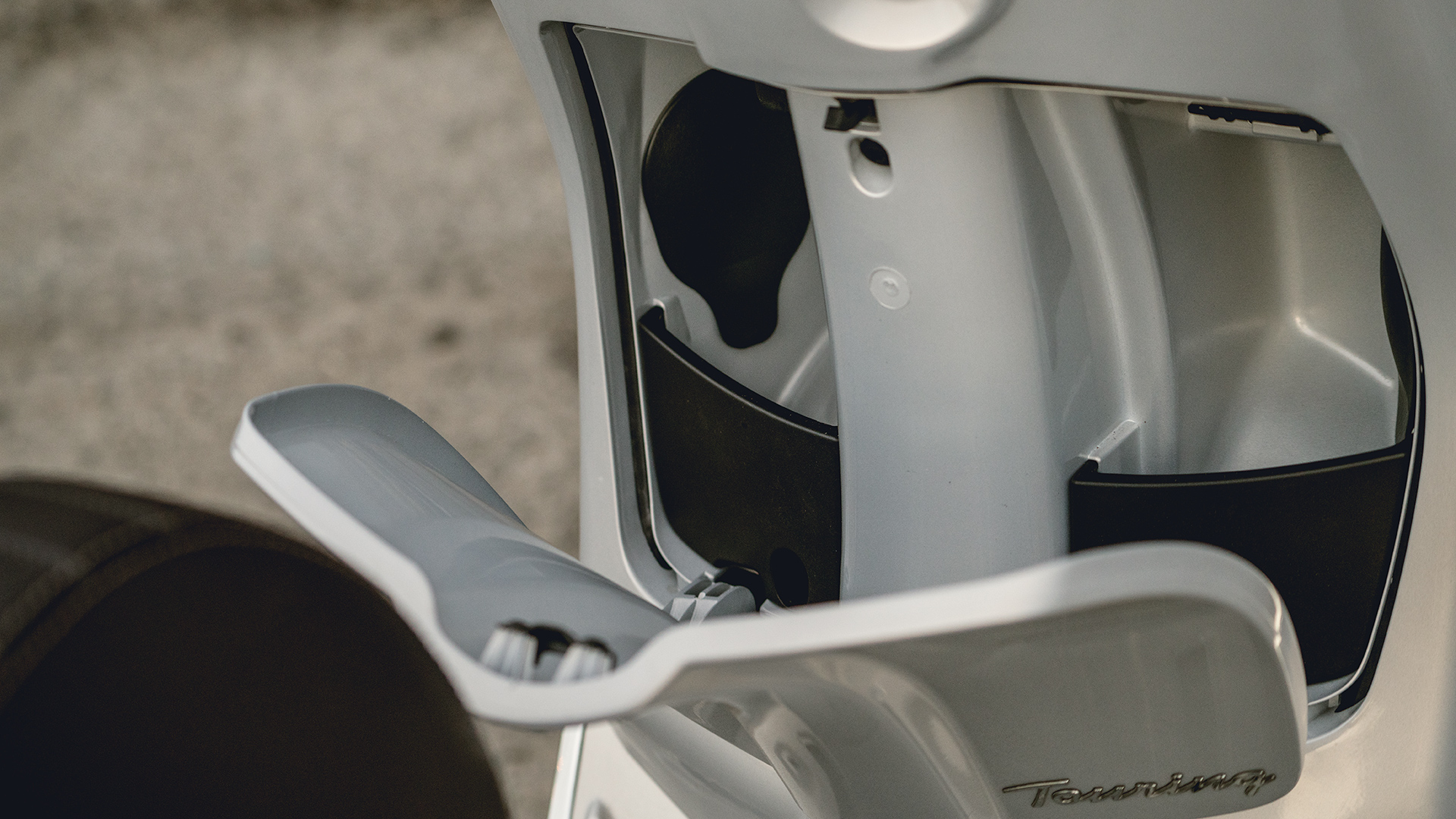 cantle_vespa_150_006_0.jpg