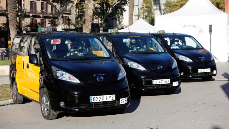 Spanish Taxi Drivers Striking Against Uber