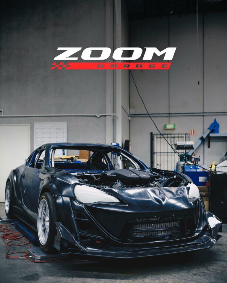 This Time-Attack Toyota 86 Is Powered by a BMW V10