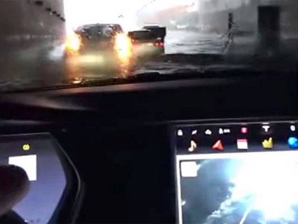 This Tesla Model S Went Swimming, and Elon Musk Approves