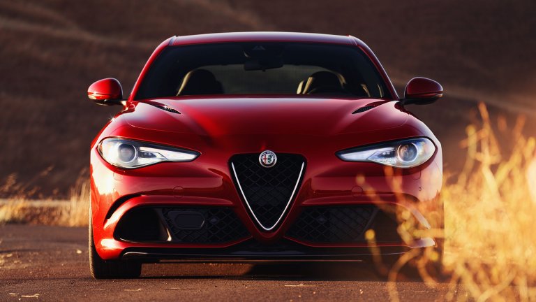 The Alfa Romeo Giulia Quadrifoglio Won’t Offer a Manual Transmission Here After All