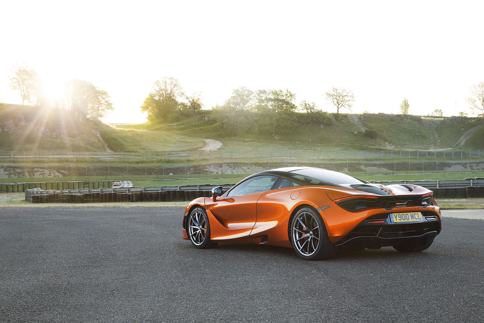message-editor%2F1493846287108-mclaren-720s-thedrive-559-1.jpg