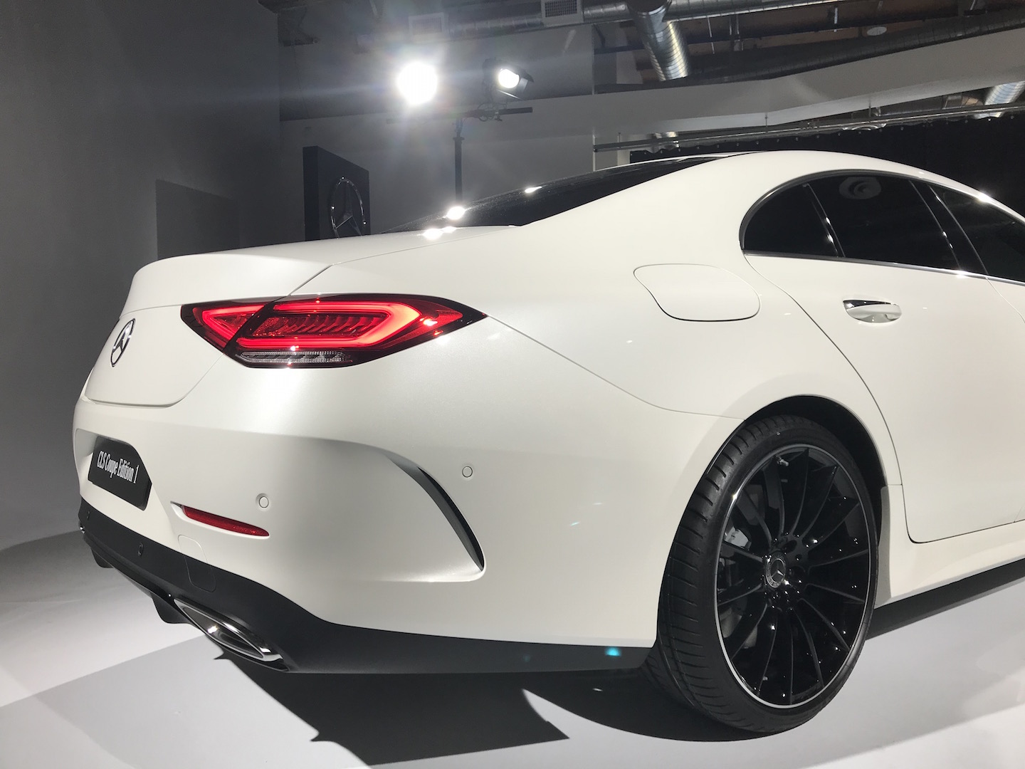 message-editor%2F1511974177626-mercedes-cls-rear-quarter.jpg