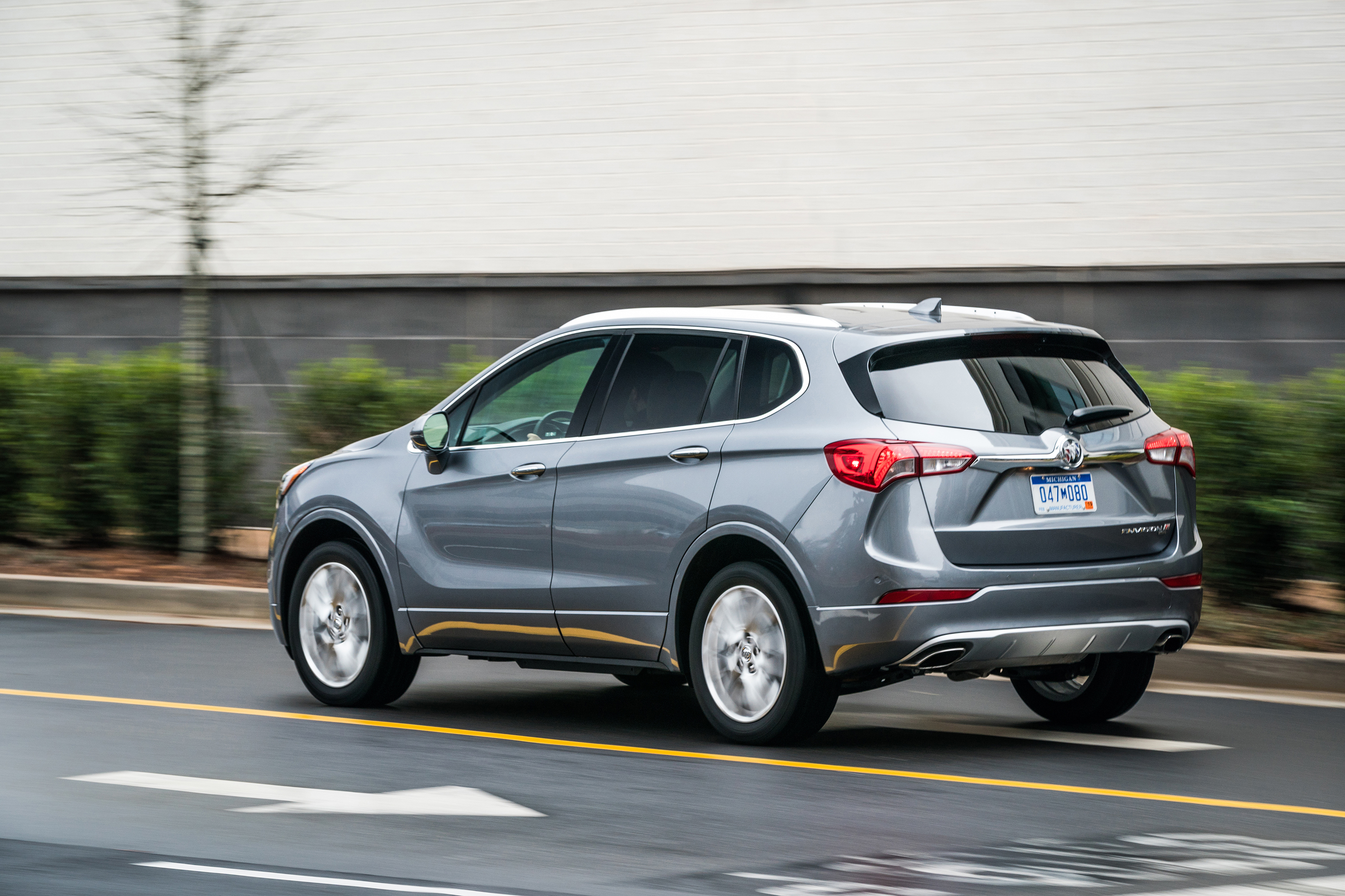 message-editor%2F1519678069021-2019-buick-envision-1363.jpg
