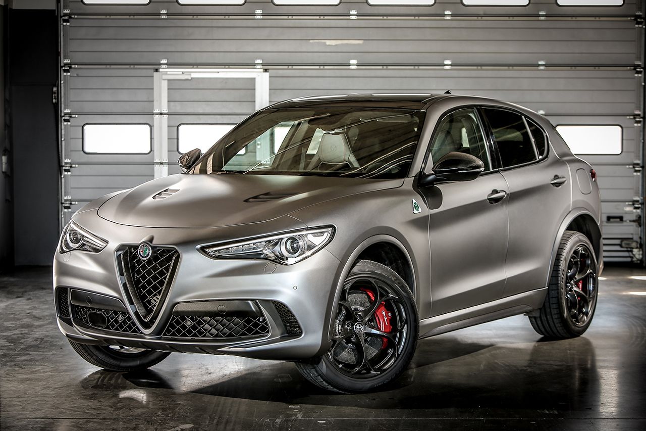 message-editor%2F1529001970647-180614_alfa-romeo_orax2305b.jpg