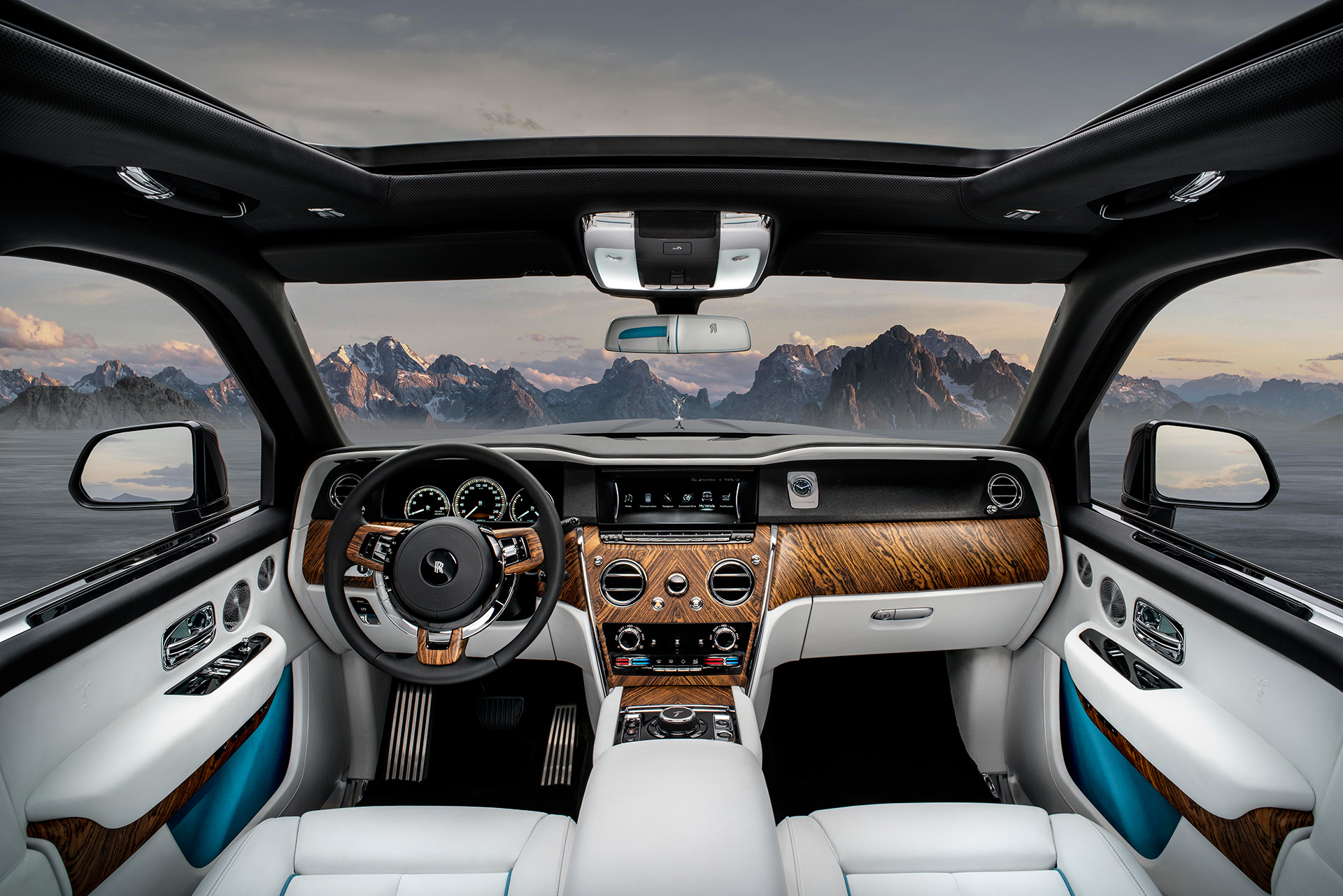 message-editor%2F1539298929035-step-inside.jpg
